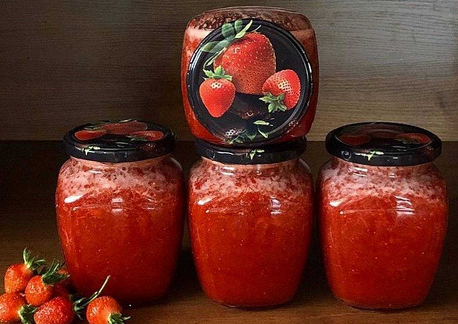 Клубника на зиму без варки – лучшие рецепты заготовки