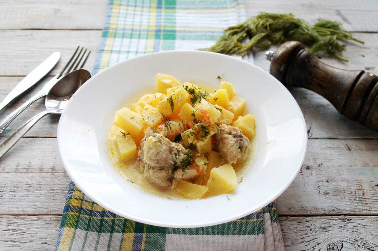 Курица на сковороде в сметанном соусе: рецепты с фото