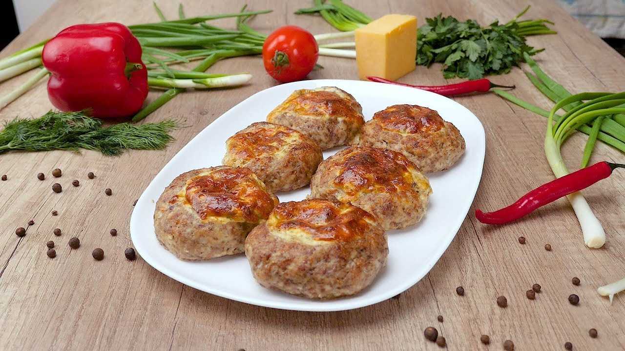 Биточки под сыром в духовке - bookcooks.ru