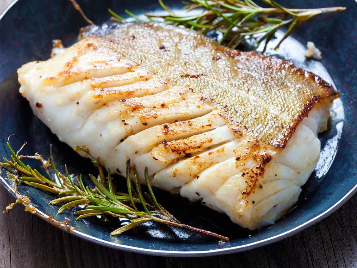 16 самых вкусных рецептов минтая, запеченного в духовке