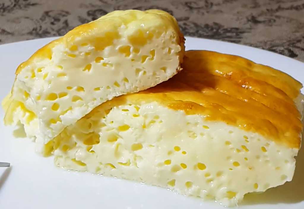Пышный омлет на сковороде с молоком — как приготовить с молоком и яйцами