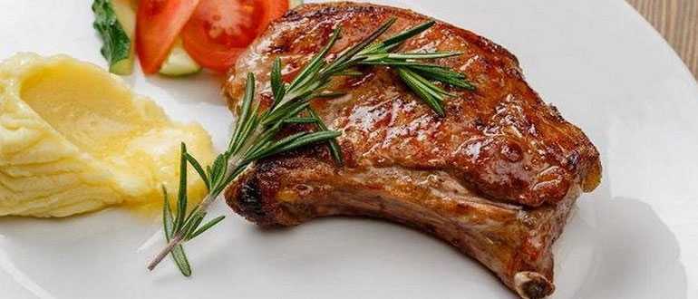 Рецепты приготовления антрекота из различных видов мяса на сковороде и в духовке