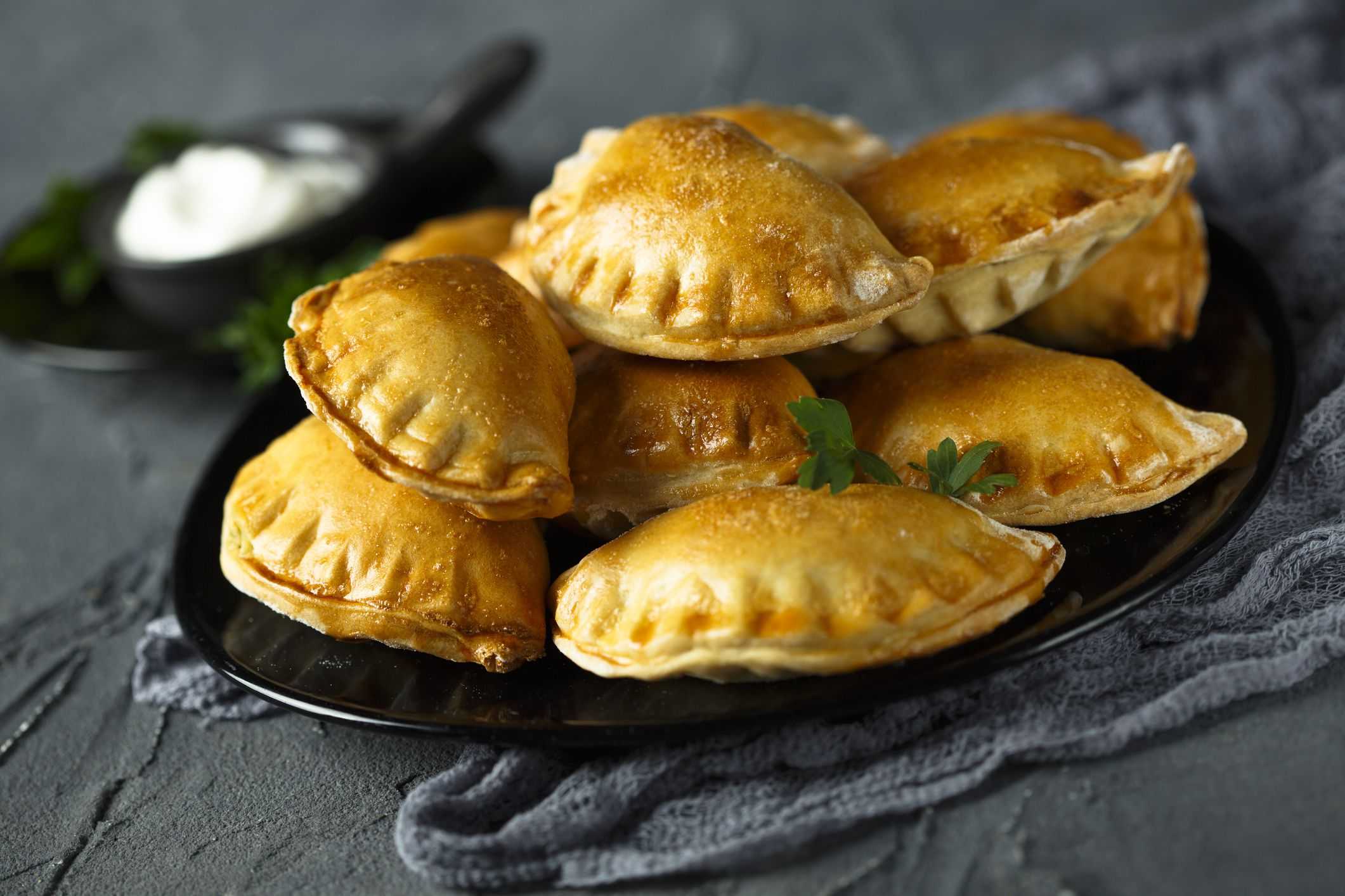 Рецепт эмпанадас из пресного теста с мясной начинкой