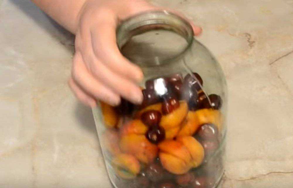 Компот из абрикосов на зиму: очень вкусные и простые рецепты
