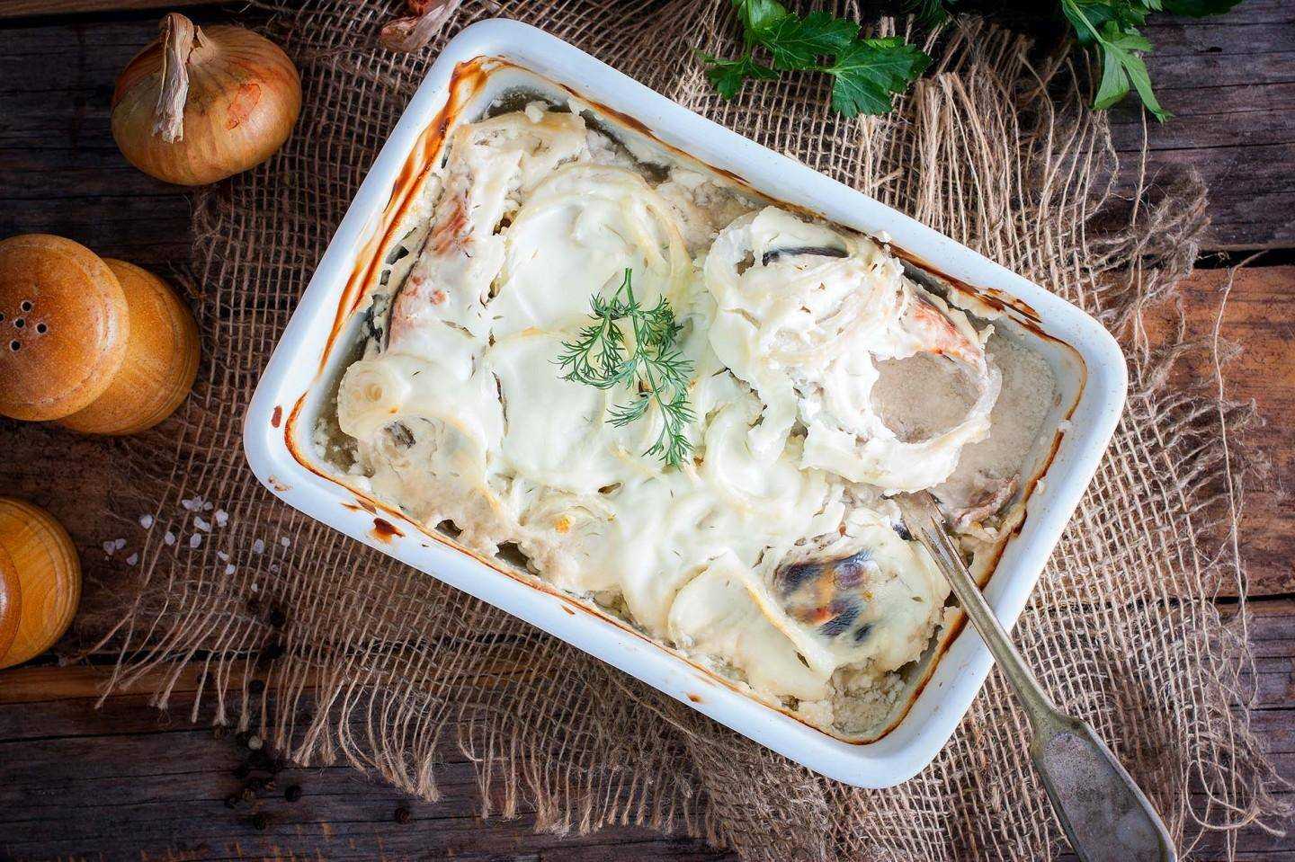 Как вкусно пожарить хек на сковороде: рецепт приготовления в муке