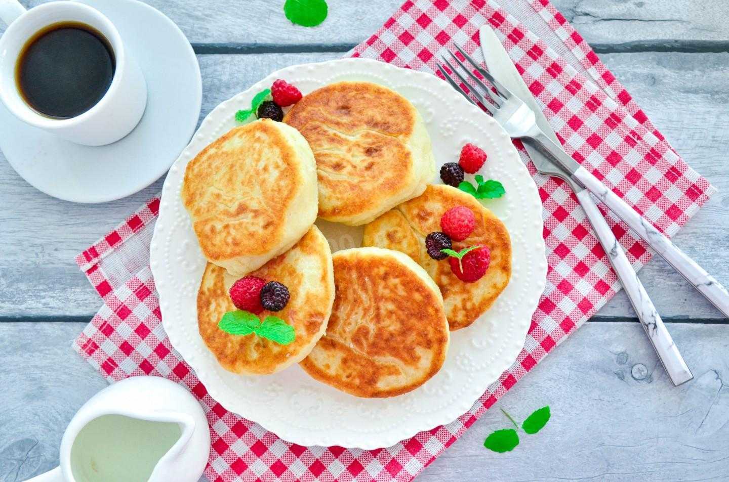 Манные биточки- рецепты на сковороде и в духовке