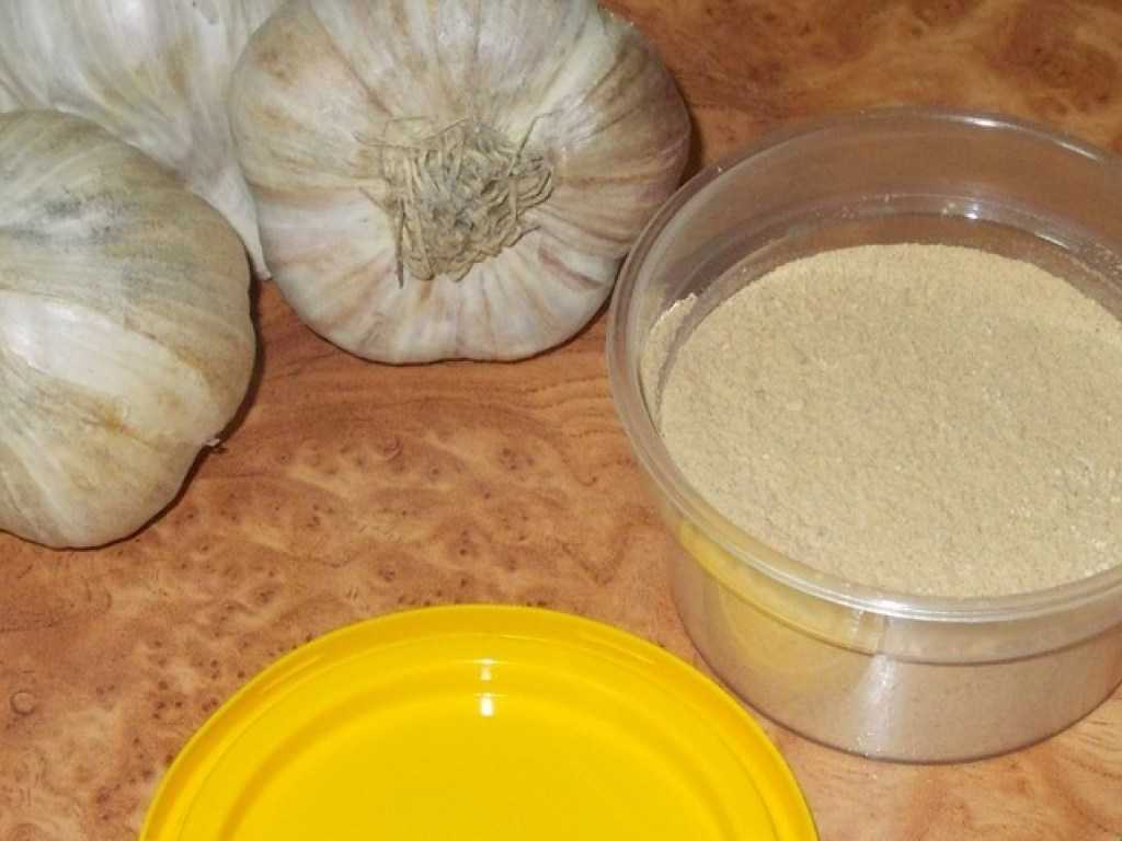 Необычные заготовки и приправы из чеснока