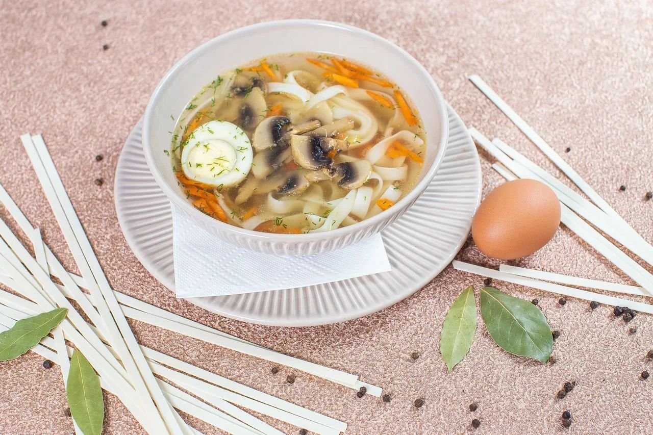Суп куриный пп. куриный суп с домашней лапшой. | здоровое питание