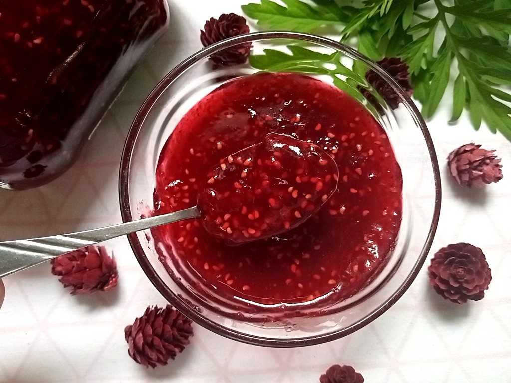 Как испечь вкусный пирог с ревенем — 15 рецептов пирогов со свежим и замороженным ревенем
