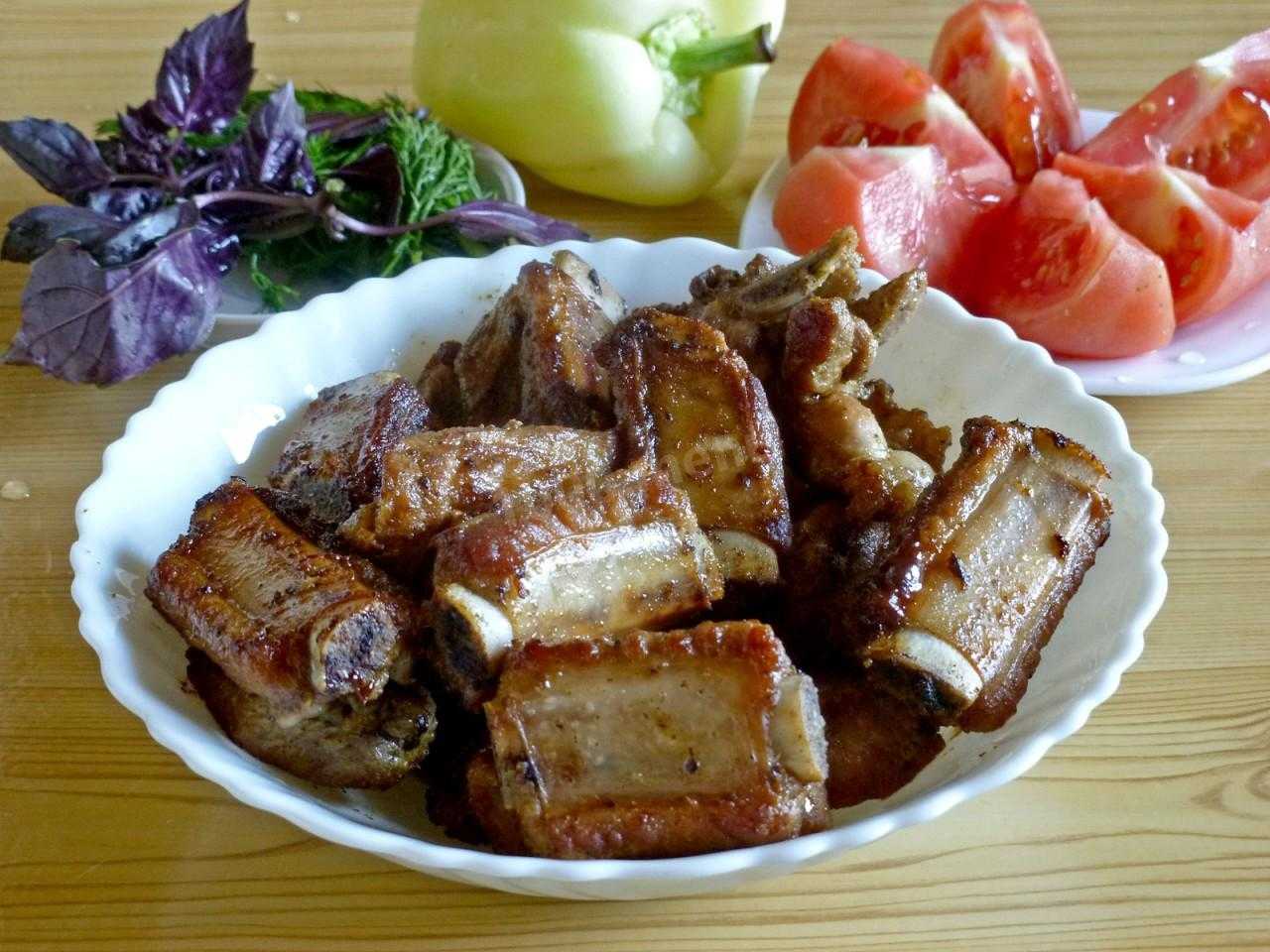 Свиные ребрышки на сковороде - самые простые рецепты