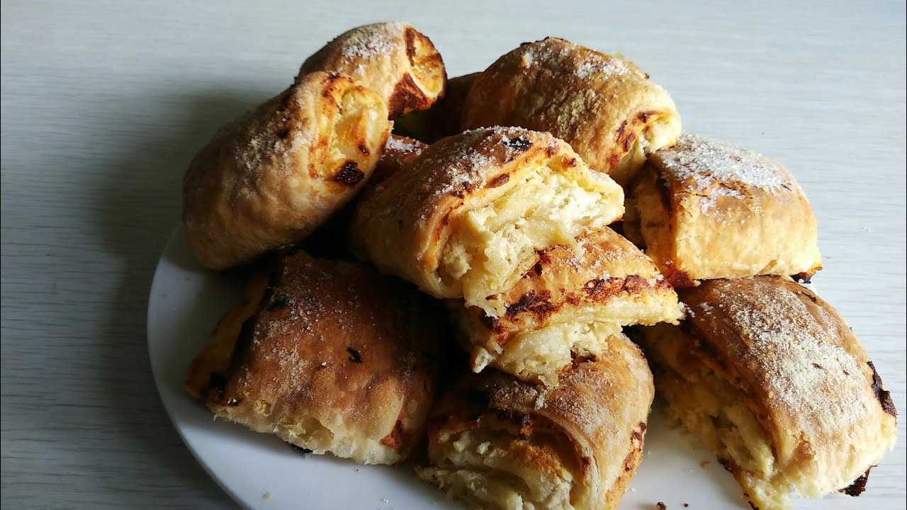 Ватрушки с творогом в духовке — пошаговые рецепты приготовления вкусной выпечки