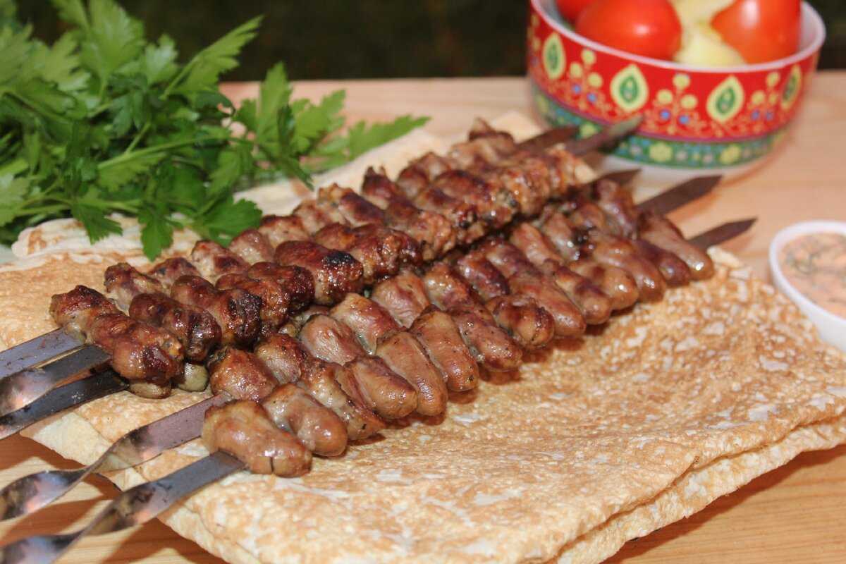 Куриные сердечки на мангале: вкусные маринады, рецепты шашлыка, сердечке на решетке - onwomen.ru
