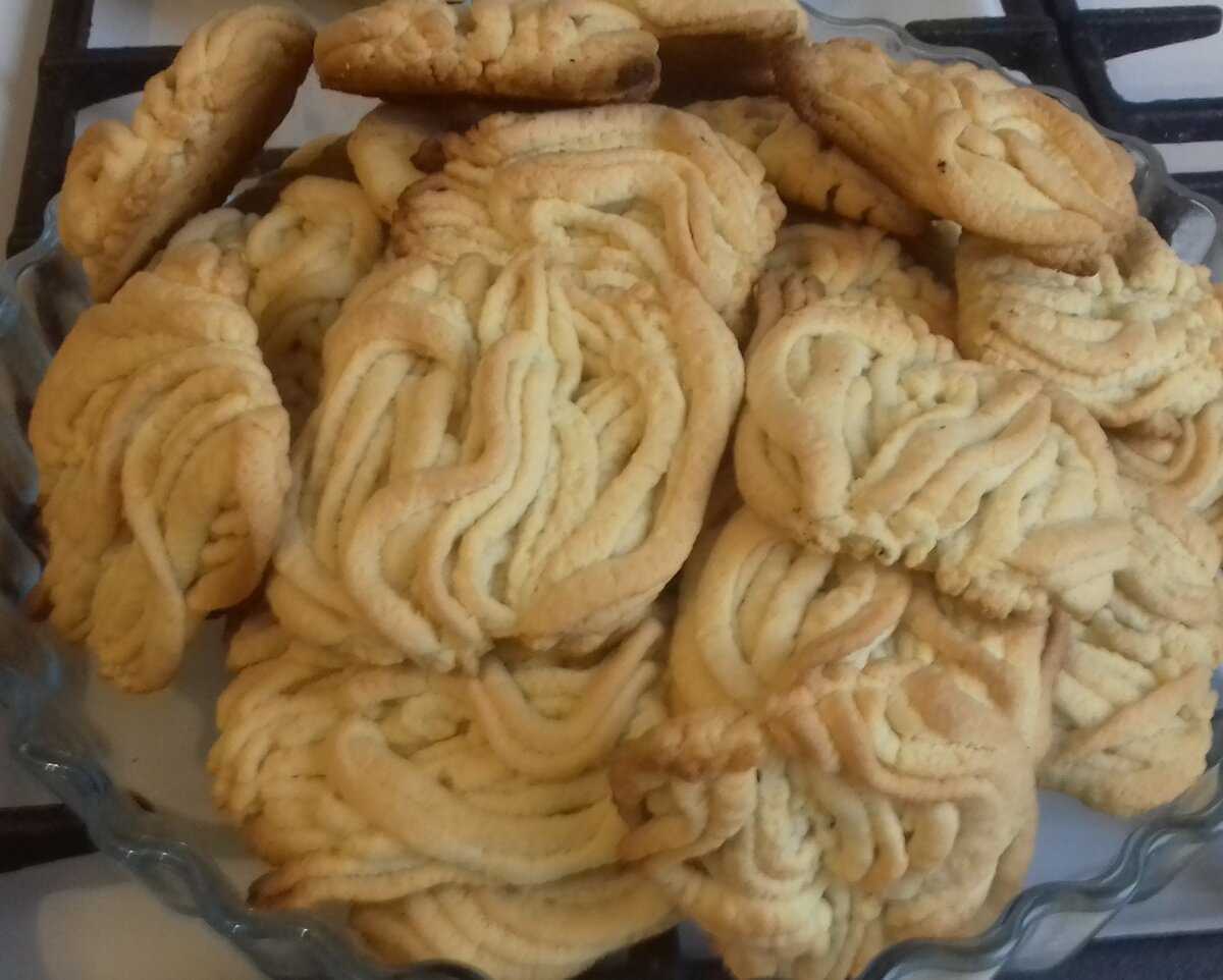 Как приготовить печенье через мясорубку: из творога, на рассоле