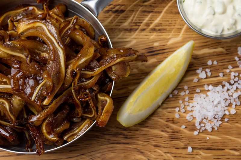 Вкусные маринованные свиные ушки, жареные свиные уши и вкусные маринованные свиные уши