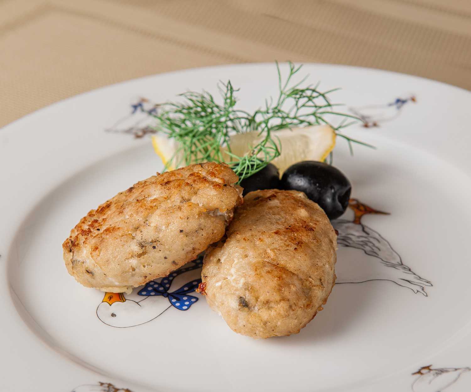 Рыбные котлеты из трески - очень вкусно (10 простых рецептов с фото и видео)