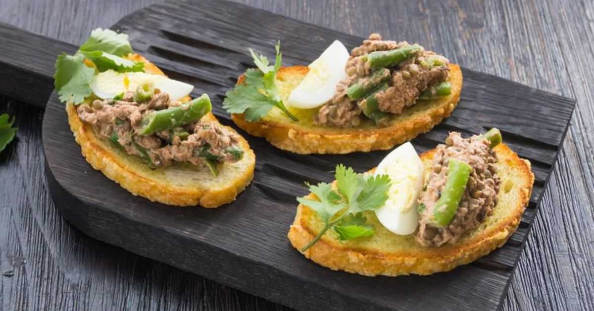 Самые вкусные бутерброды с авокадо – простые фото рецепты на праздничный стол и не только