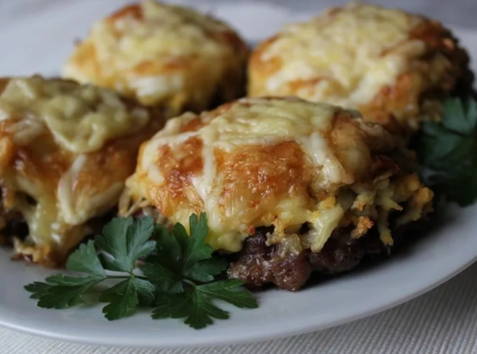 Рецепт мясных гнезд из фарша с начинкой из картошки, фото пошаговое