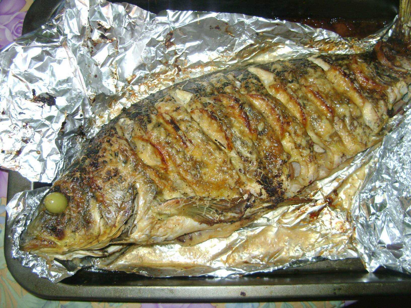 Карп в духовке с картошкой и луком. карп запеченный в духовке с картошкой. рецепт с фото кусочками | домашние рецепты