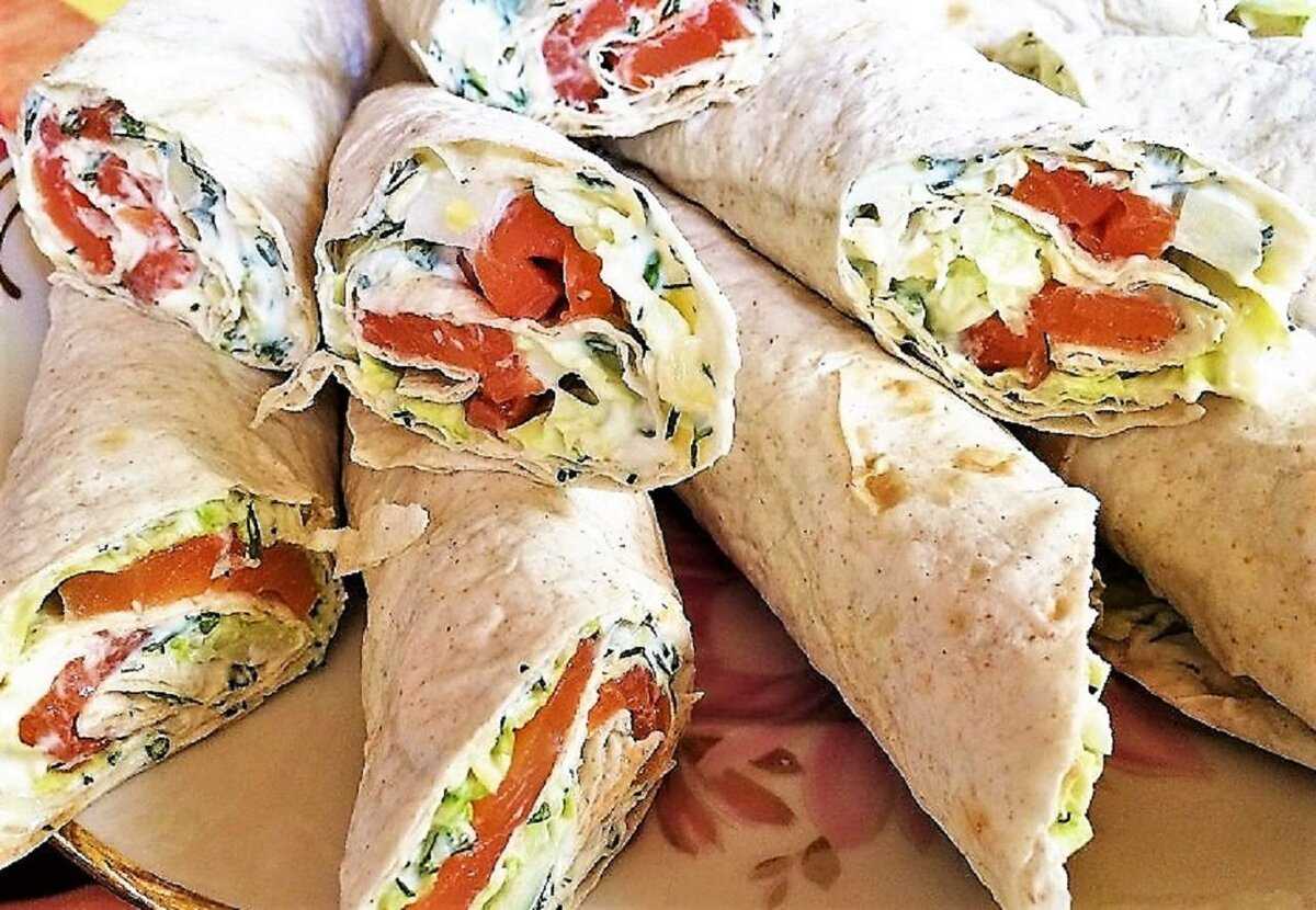 Рулет из лаваша с курицей – 8 аппетитных рецептов
