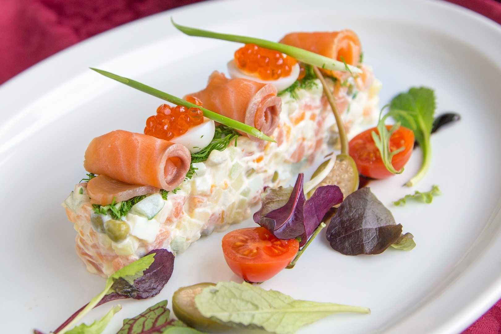 Салат оливье классический — 14 простых и вкусных рецептов на праздничный стол