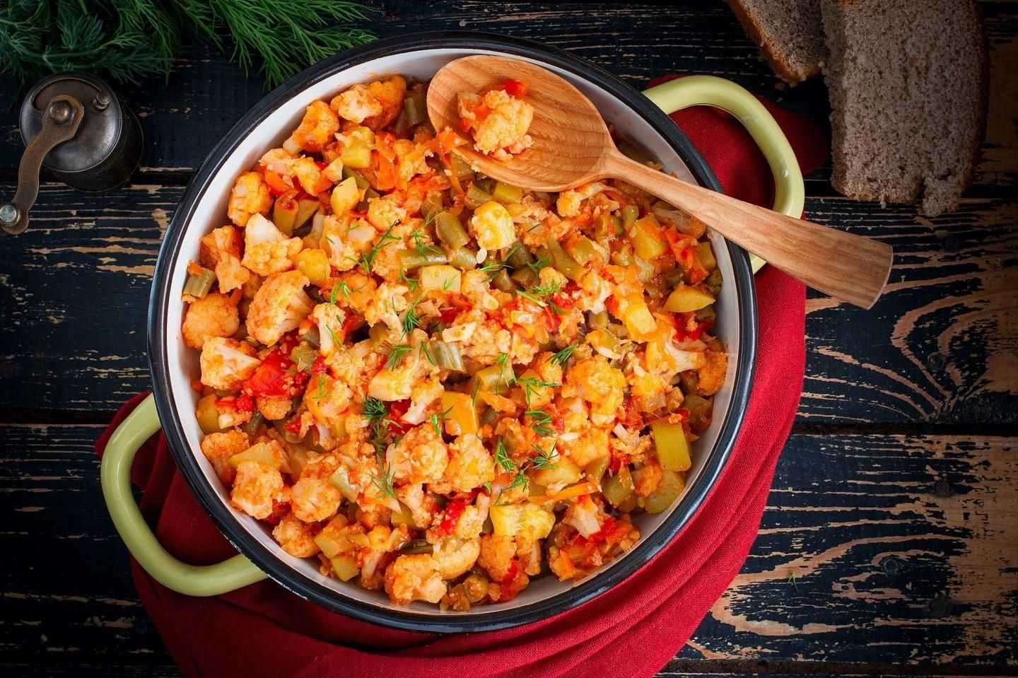 Овощное рагу – 9 самых вкусных рецептов рагу из овощей                          