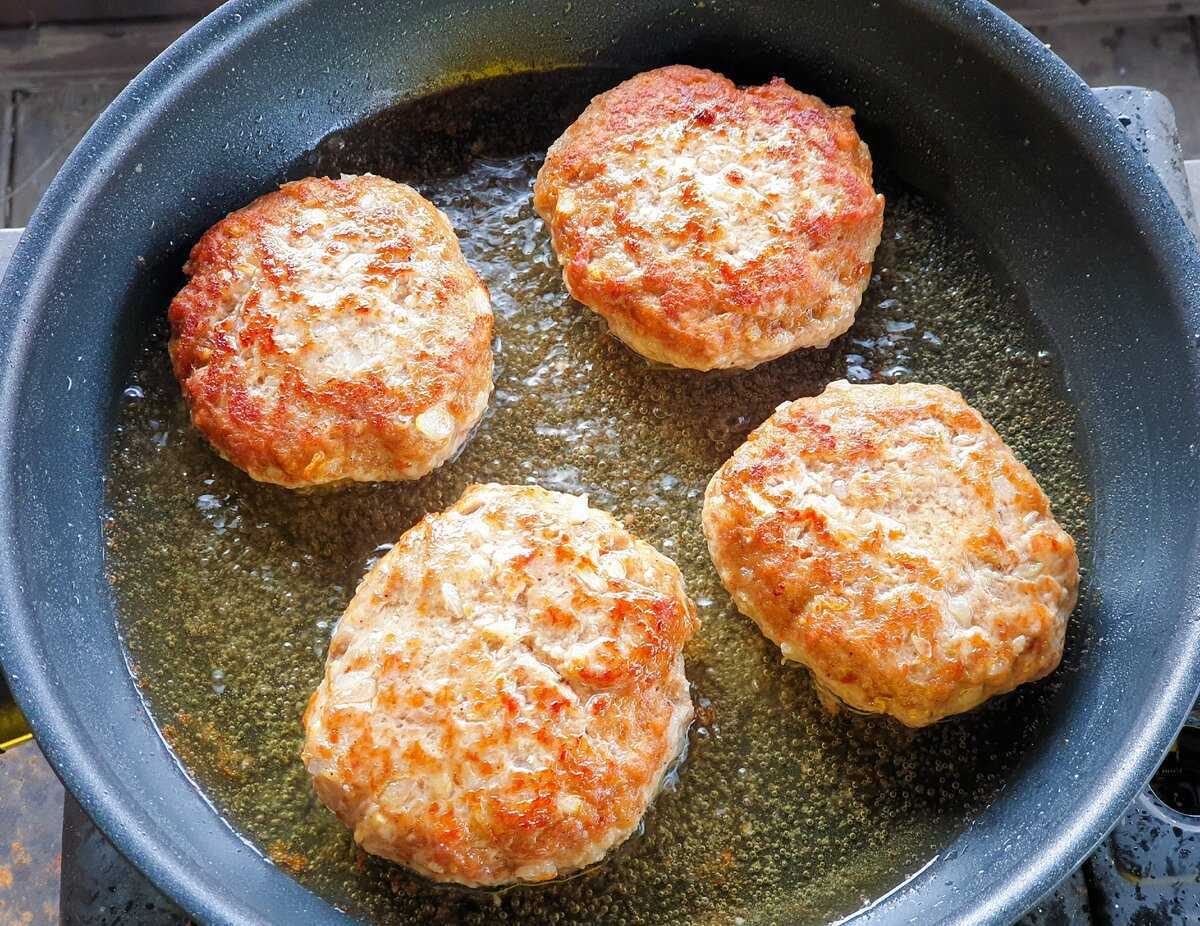 Котлеты из куриного фарша. 10 самых простых и вкусных рецептов приготовления