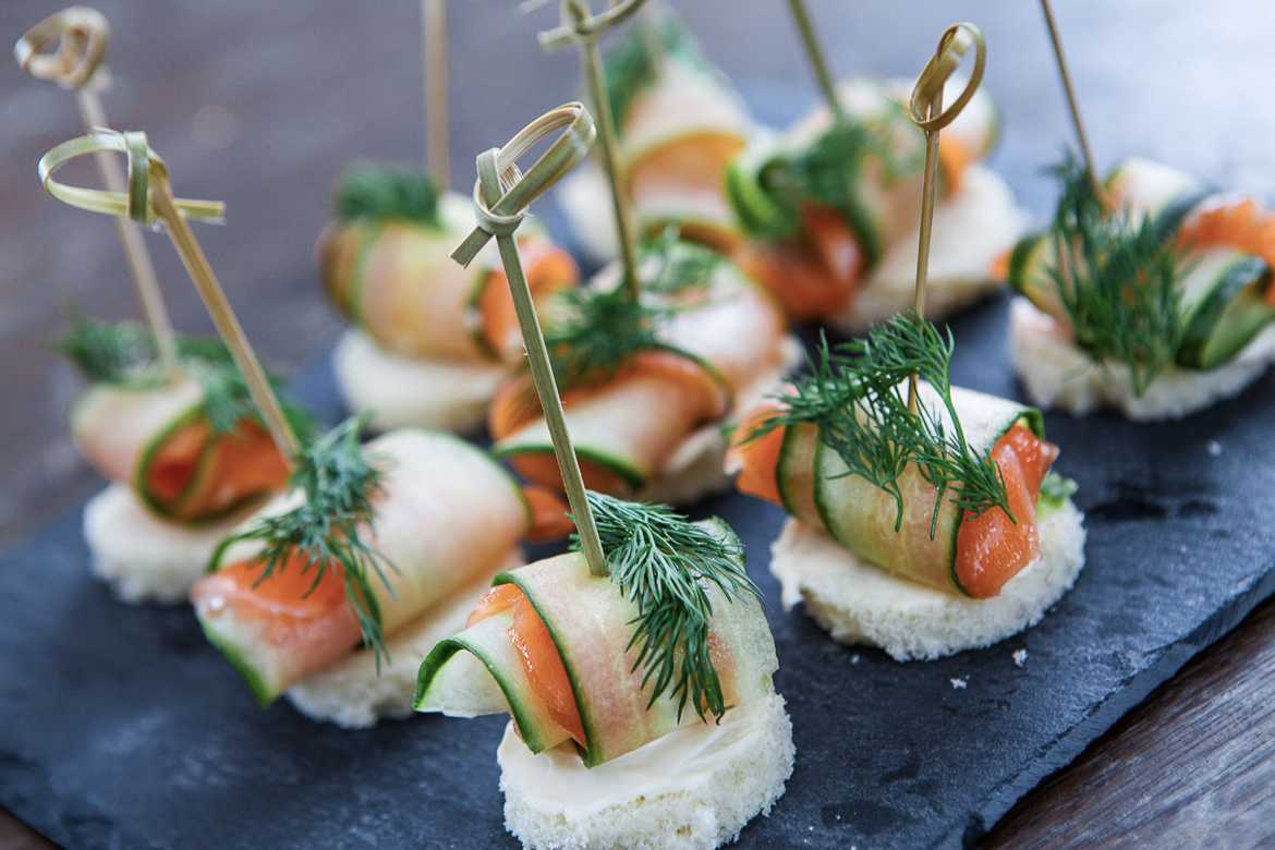 Бутерброды с красной рыбой — простые и вкусные рецепты