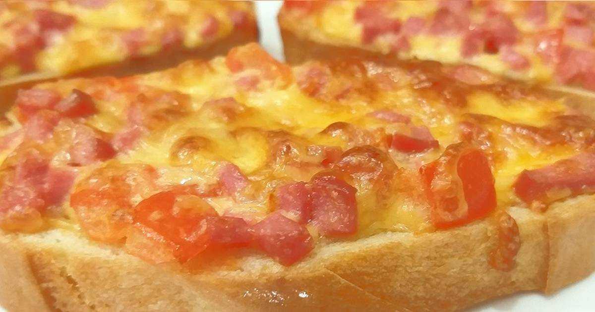 Быстрый завтрак из духовки — горячие бутерброды с колбасой и сыром