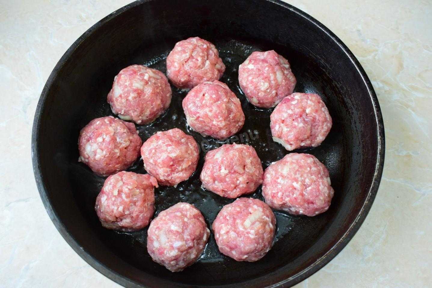 Ежики с рисом из фарша