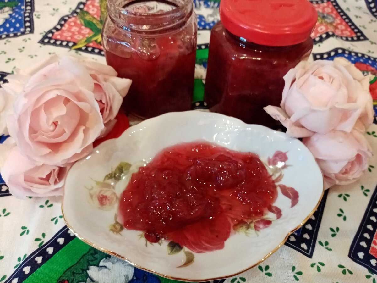 10 рецептов варенья, которое можно сварить весной