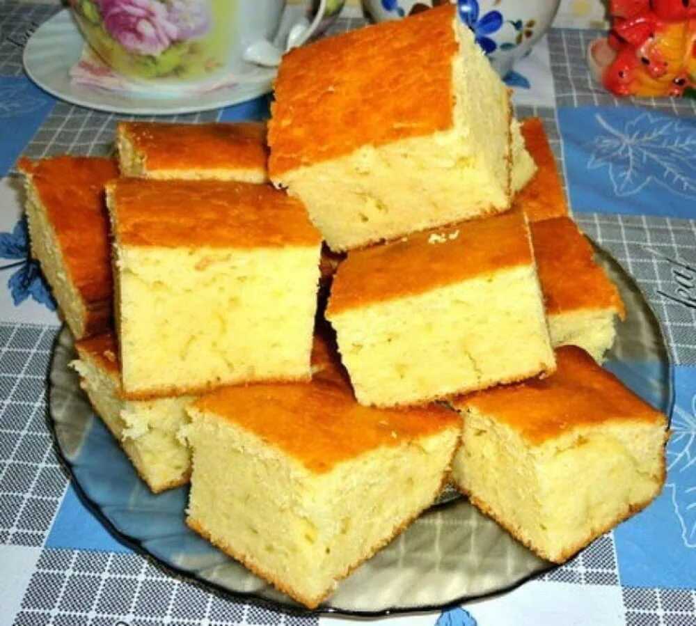 Пирог на кефире в духовке — 14 простых, быстрых и вкусных рецептов на скорую руку