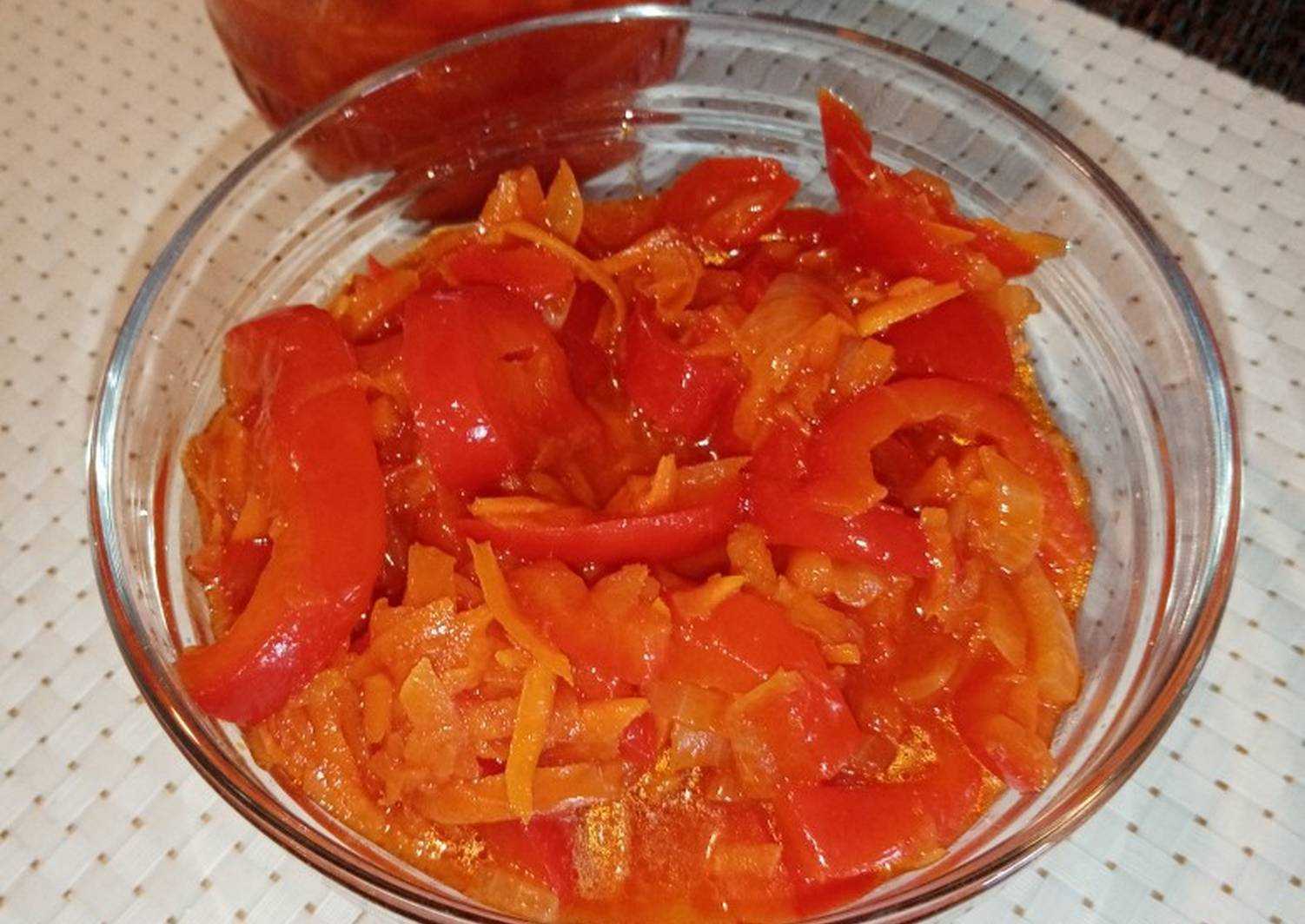 Лечо с томатной пастой на зиму