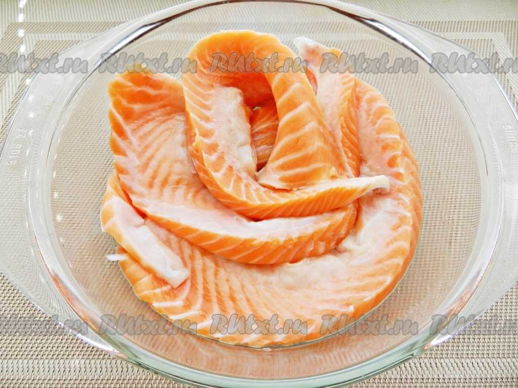 Секреты и правила засолки брюшек семги в домашних условиях