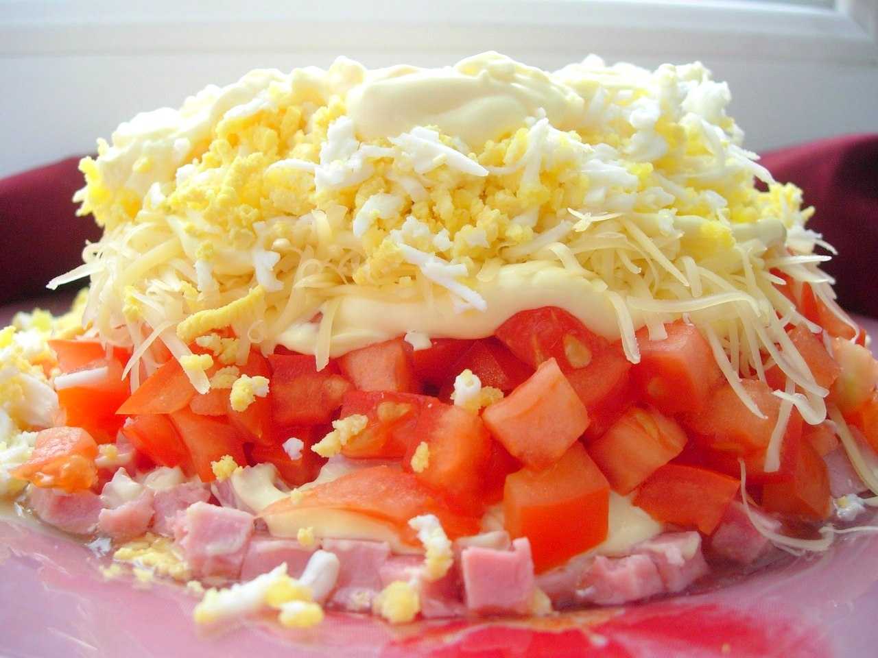 Салат с плавленым сыром