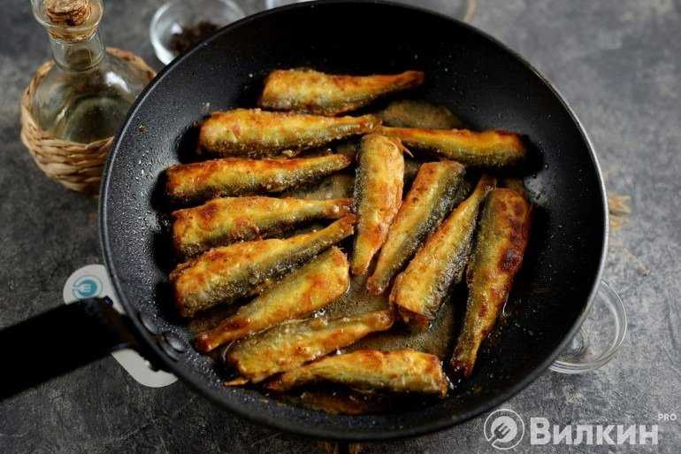 Салака, запеченная в духовке: рецепты вкусных, но простых блюд - onwomen.ru