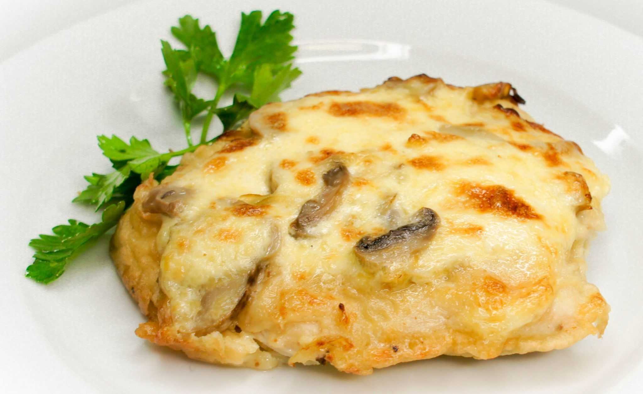Куриная грудка на сковороде - простые и вкусные рецепты