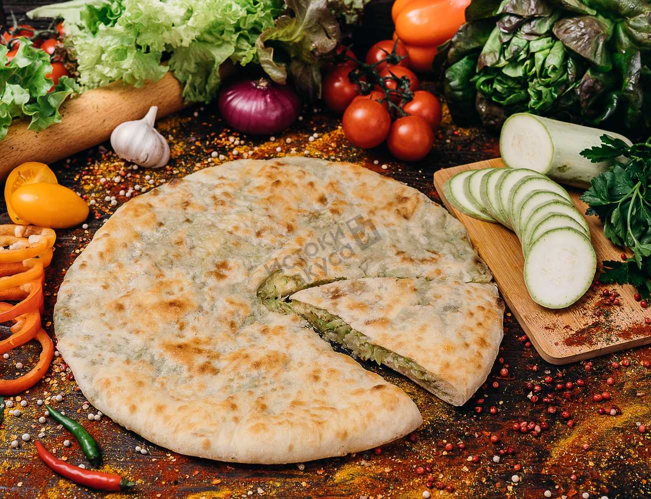 Рецепты салатов, первых блюд, закусок, вторых блюд, гарниров, закаток, выпечек, десертов и напитков | wowcook.net 
дрожжевой пирог с капустой в духовке, рецепт с пошаговыми фото
