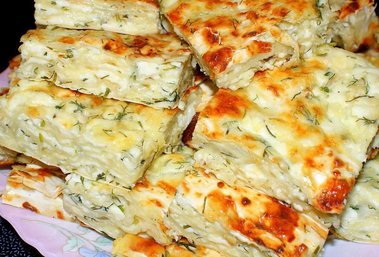 Пирог из лаваша с сыром и зеленью
