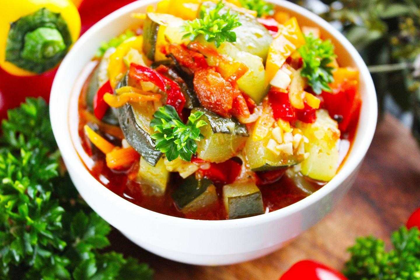 Как приготовить гювеч – 3 рецепта с пошаговыми фото