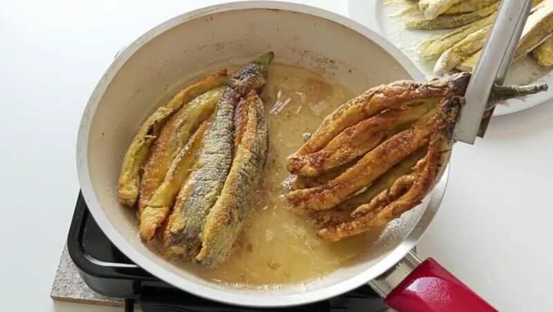 Как жарить баклажаны: 8 рецептов