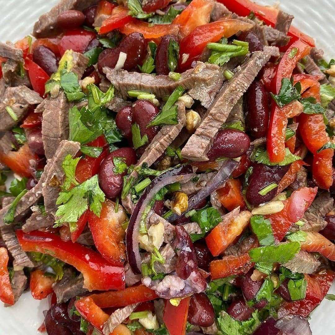 Cалат с фасолью консервированной — 18 простых и вкусных рецептов
