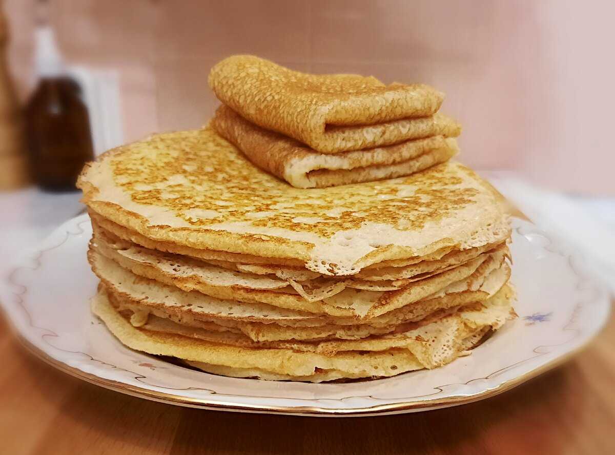 Блины на манке: 7 пышных рецептов