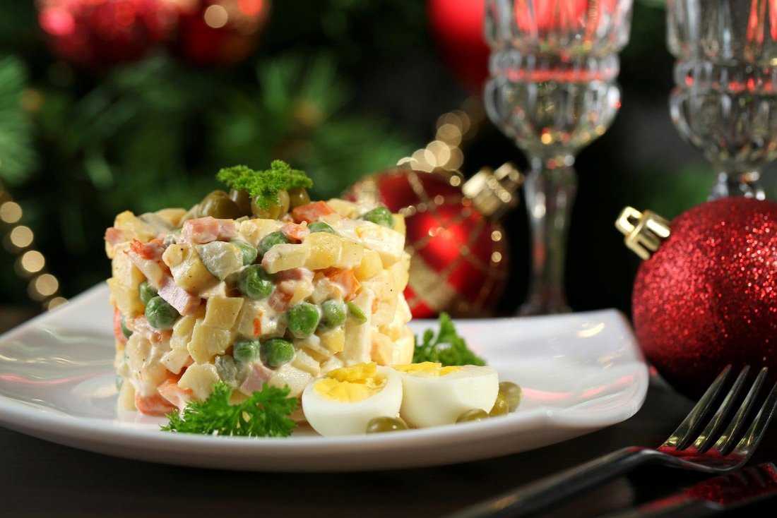 Салат со свининой