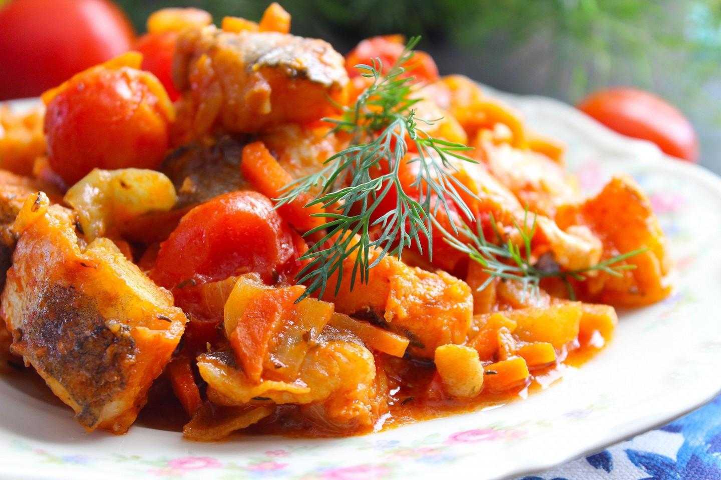 Минтай запеченный в духовке - самые вкусные рецепты приготовления