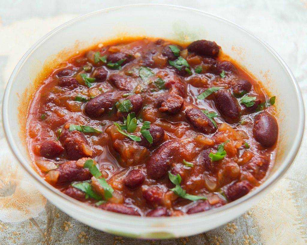 Фасоль красная тушеная с овощами: 6 бесподобных рецептов