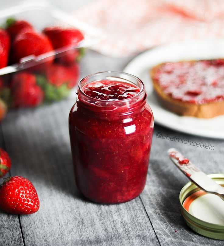 Пироги из ревеня - готовим быстро, просто и вкусно