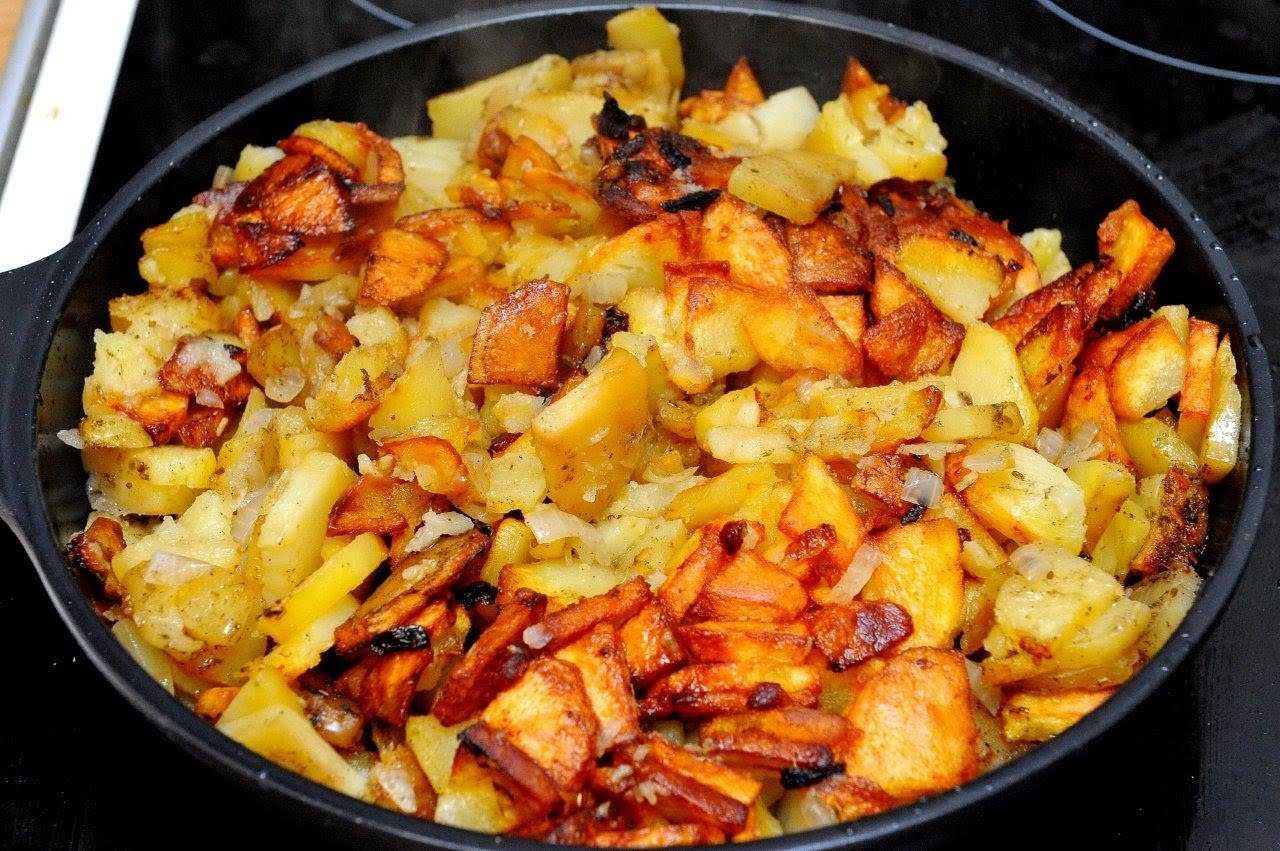 Жареная картошка - это всегда вкусно А если она еще и молодая, то вкуснее вдвойне Предлагаем простой рецепт вкуснейшего гарнира