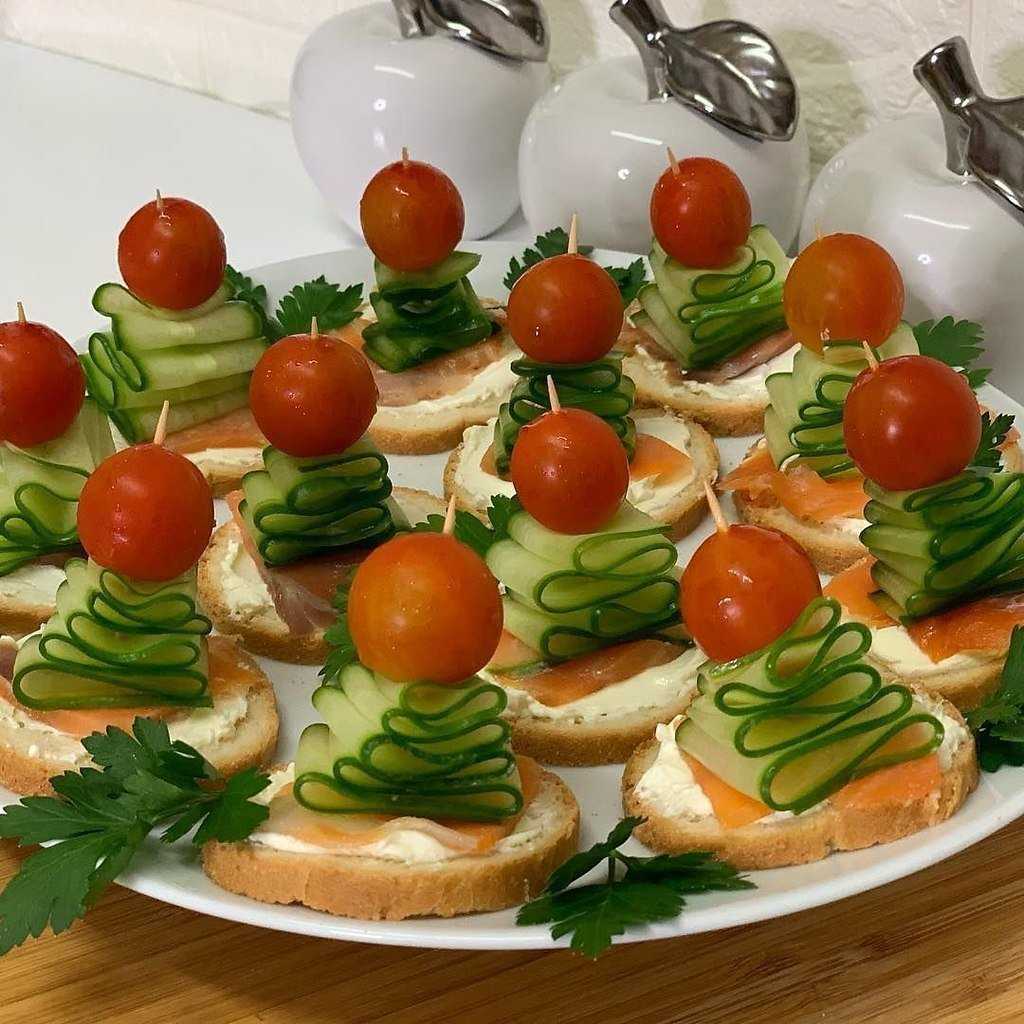 Бутерброды с семгой: 5 рецептов на праздничный стол (простые и вкусные)