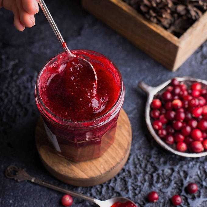 Варенье из клюквы на зиму – простые рецепты