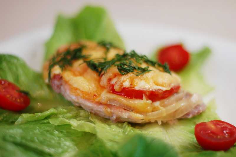 Свинина на сковороде: 9 простых и вкусных рецептов